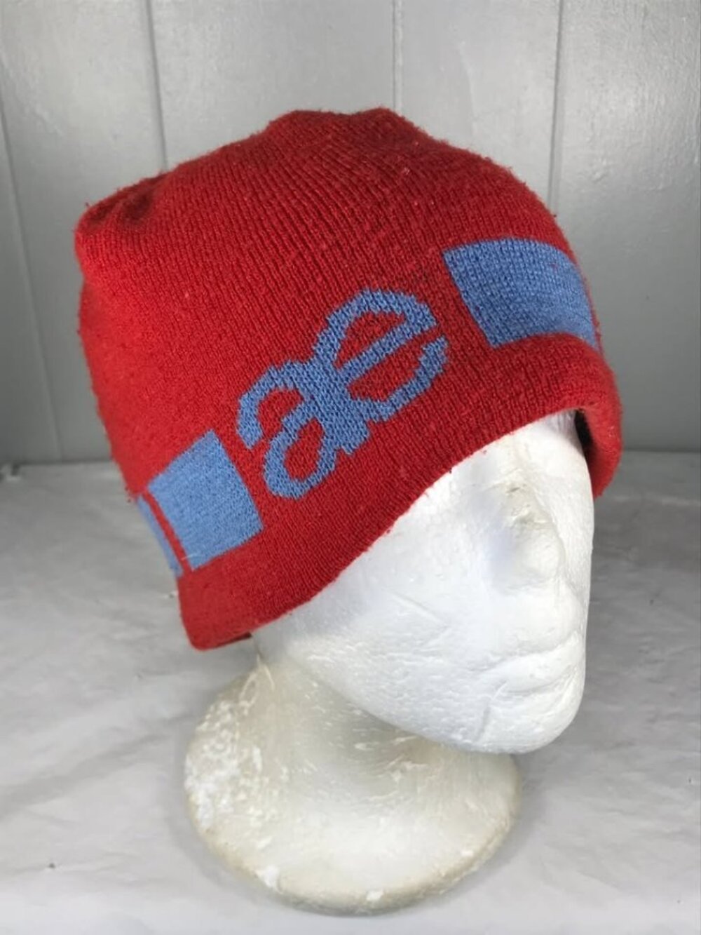 Vintage Y2K American Eagle Outfitters Mall Winter Skull cap Beanie hat OSFM